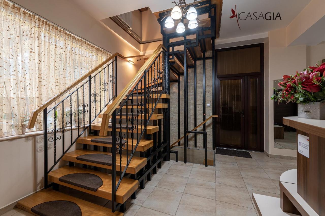 Pension Casa Gia Cluj-Napoca Buitenkant foto