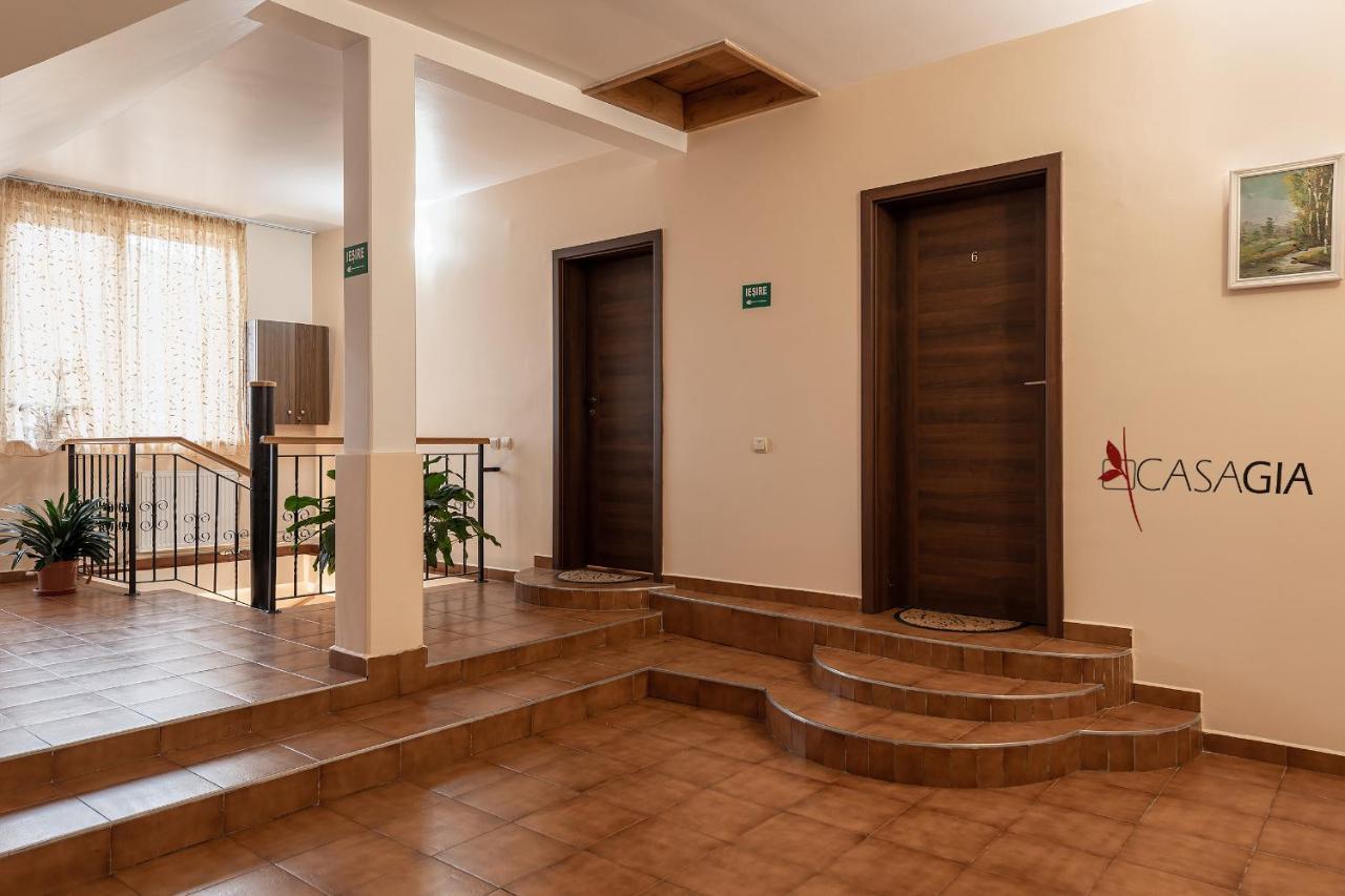 Pension Casa Gia Cluj-Napoca Buitenkant foto