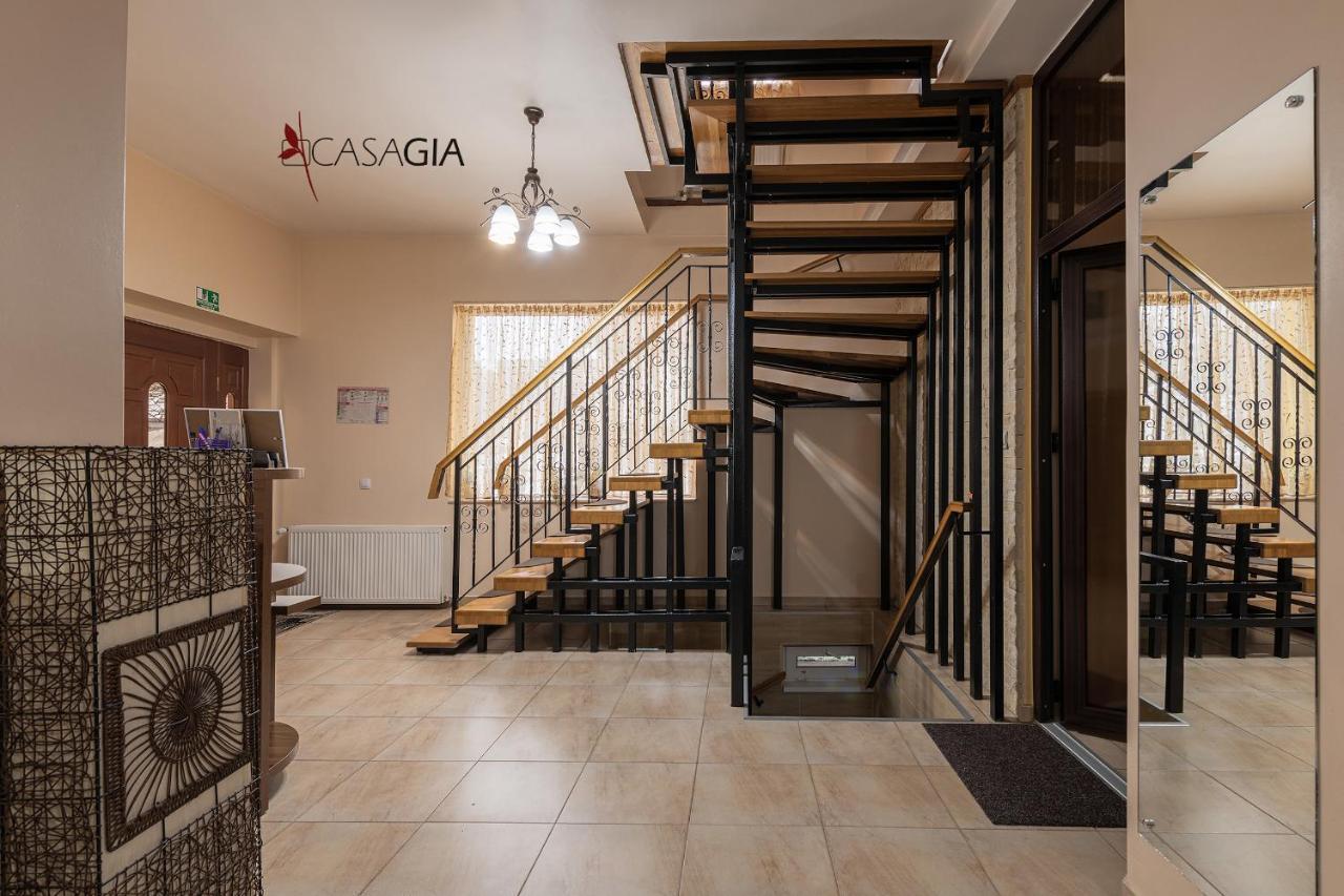 Pension Casa Gia Cluj-Napoca Buitenkant foto